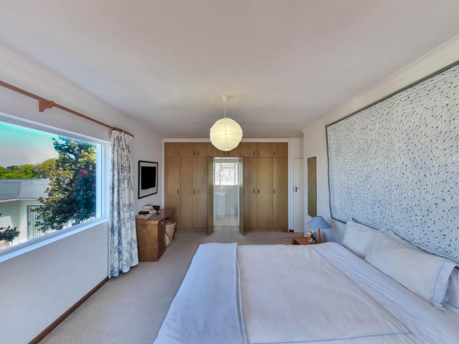 4 Bedroom Property for Sale in Sandbaai Western Cape